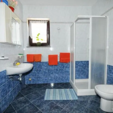 Sahic 3 Apartment Funtana